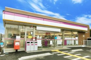 コンビニATM24時間コンビニ外観