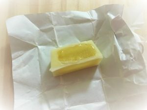 チロルチョコ新作杏仁豆腐